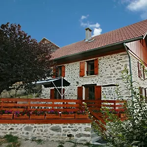 Le Carnival Bed & Breakfast